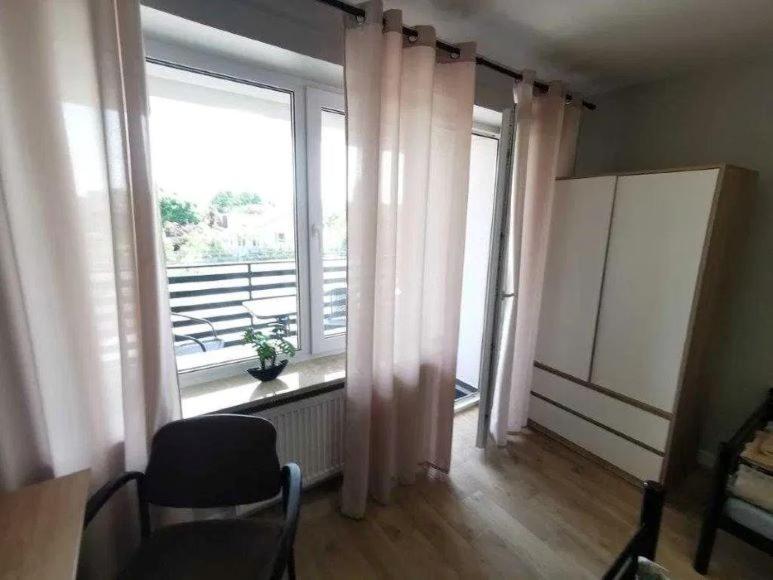 Tanie Noclegi, Kwatery, Pokoje Do Wynajecia , Targi Kielce Exterior foto