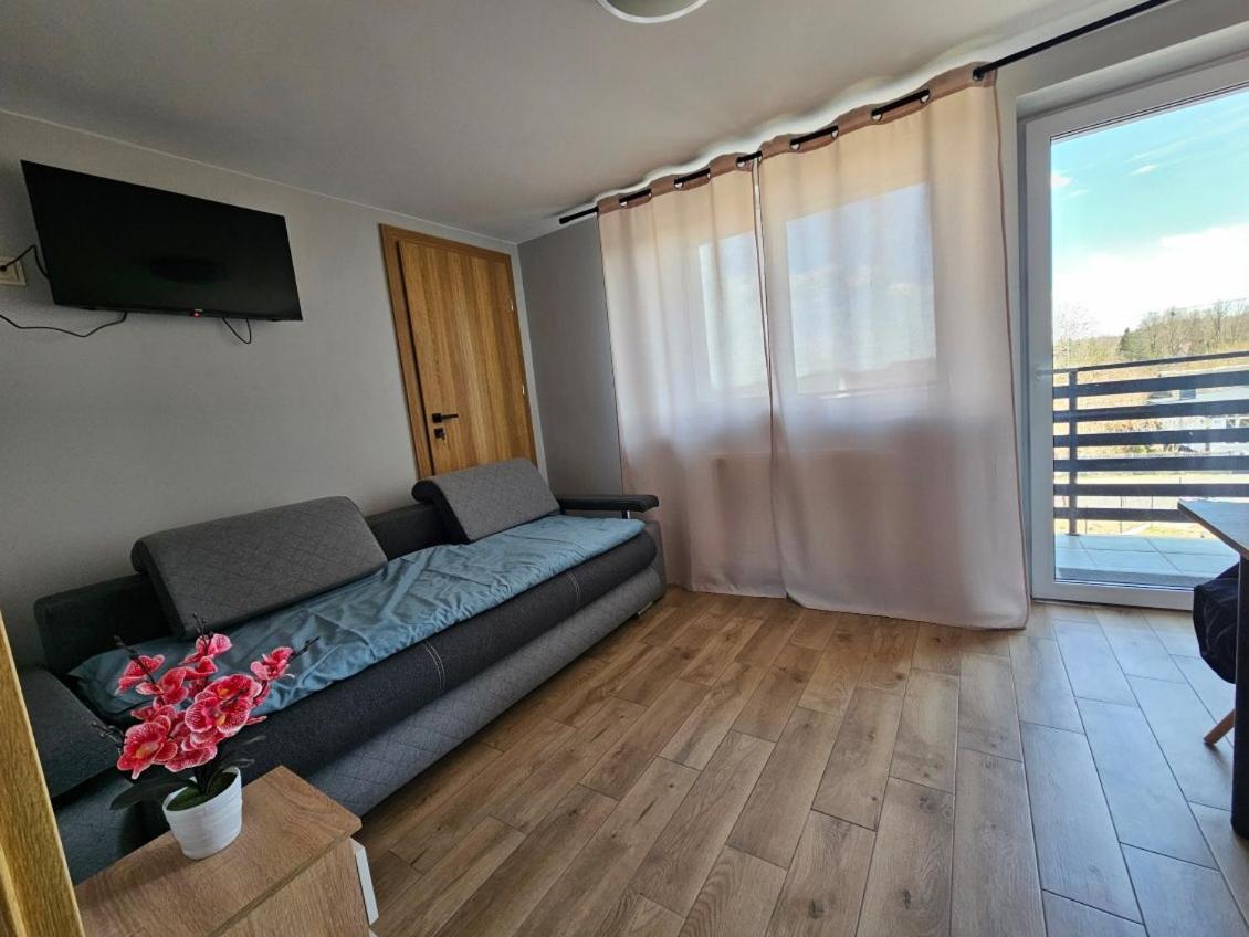 Tanie Noclegi, Kwatery, Pokoje Do Wynajecia , Targi Kielce Exterior foto